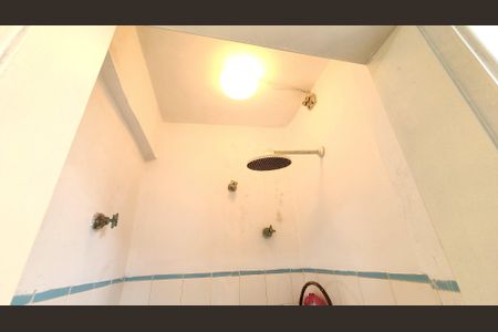 Apartamento para alugar com 112m², 2 quartos e sem vagaChuveiro