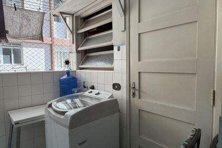 Apartamento para alugar com 112m², 2 quartos e sem vaga Apartamento para alugar com 112m², 2 quartos e sem vagaÁrea de Serviço