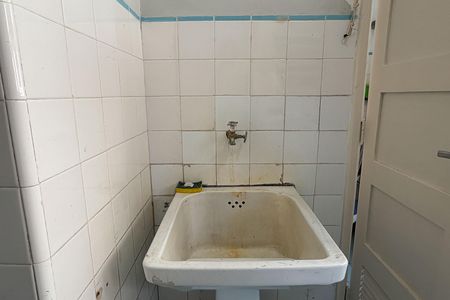 Área de Serviço de apartamento para alugar com 2 quartos, 112m² em Gonzaga, Santos