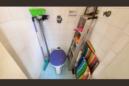 Apartamento para alugar com 112m², 2 quartos e sem vagaBanheiro de serviço