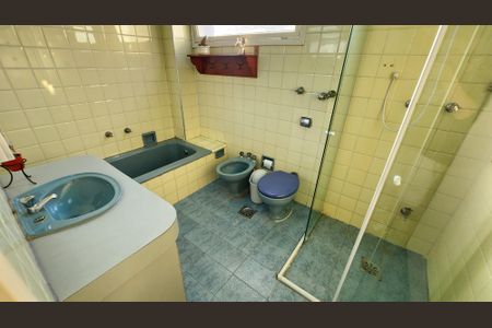 Apartamento para alugar com 112m², 2 quartos e sem vagaBanheiro