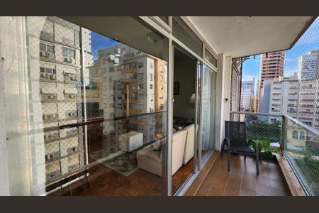 Apartamento para alugar com 112m², 2 quartos e sem vagaVaranda da Sala