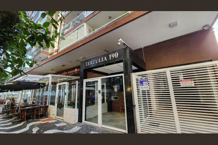 Apartamento para alugar com 112m², 2 quartos e sem vagaFachada