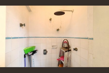 Apartamento para alugar com 112m², 2 quartos e sem vagaBanheiro de serviço