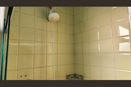 Apartamento para alugar com 112m², 2 quartos e sem vagaChuveiro