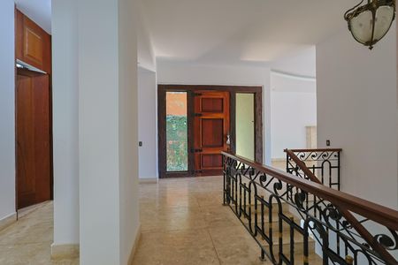 Casa de condomínio à venda com 670m², 6 quartos e 6 vagas Casa de condomínio à venda com 670m², 6 quartos e 6 vagasSala 2 do segundo Andar