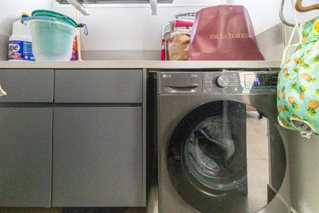 Apartamento à venda com 114m², 3 quartos e 1 vagaÁrea de Serviço