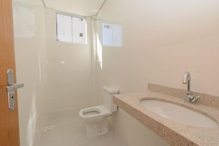 Apartamento à venda com 131m², 2 quartos e 2 vagasBanheiro Suíte