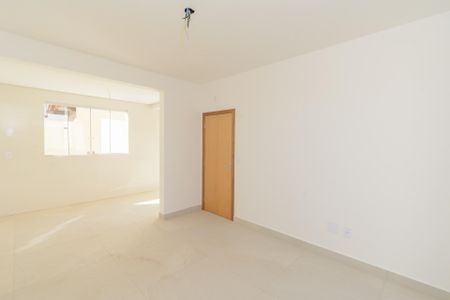Apartamento à venda com 131m², 2 quartos e 2 vagasSala