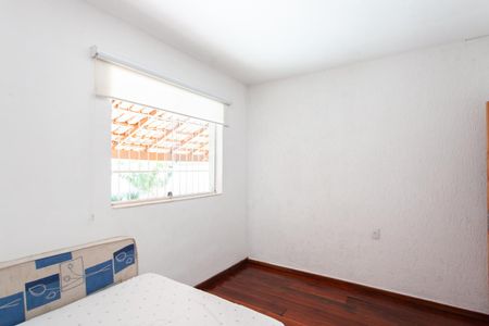 Casa à venda com 280m², 3 quartos e 4 vagasQuarto 2
