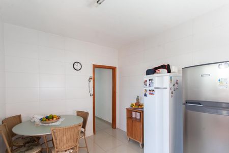 Casa à venda com 280m², 3 quartos e 4 vagasCozinha