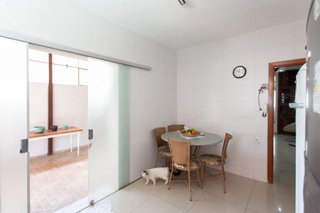 Casa à venda com 280m², 3 quartos e 4 vagasCozinha