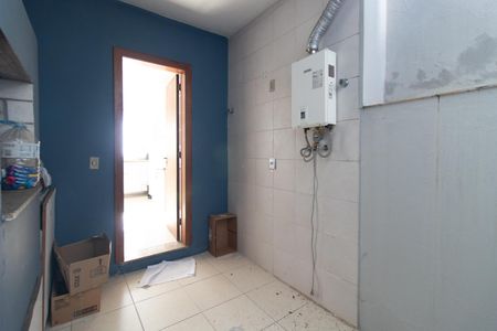 Casa de condomínio à venda com 181m², 3 quartos e 2 vagasQuintal