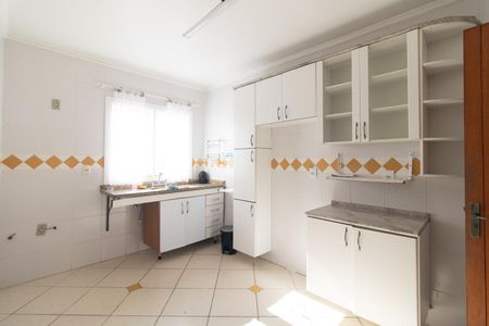 Casa de condomínio à venda com 181m², 3 quartos e 2 vagasCozinha