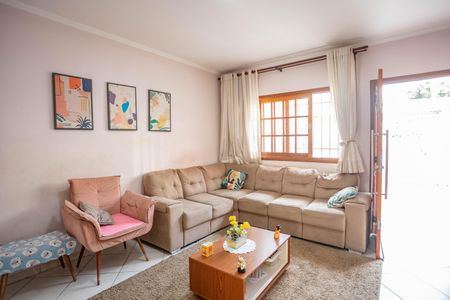 Casa à venda com 184m², 3 quartos e 2 vagas Casa à venda com 184m², 3 quartos e 2 vagasSala