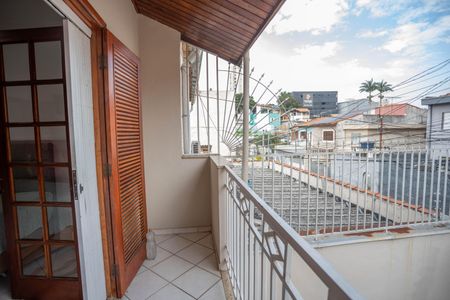 Casa à venda com 184m², 3 quartos e 2 vagas Casa à venda com 184m², 3 quartos e 2 vagasVaranda da suíte