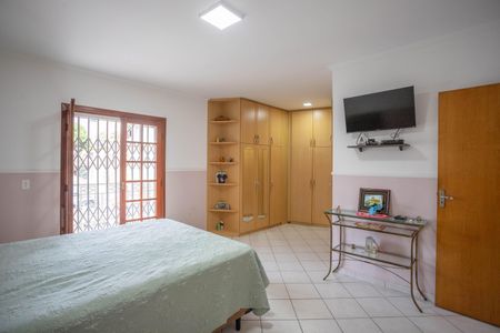 Casa à venda com 184m², 3 quartos e 2 vagas Casa à venda com 184m², 3 quartos e 2 vagasSuíte