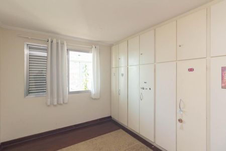 Apartamento à venda com 492m², 4 quartos e 2 vagas Apartamento à venda com 492m², 4 quartos e 2 vagasQuarto 3
