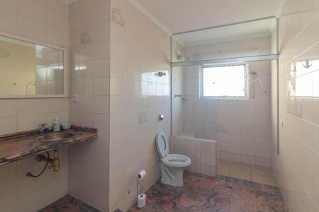 Apartamento à venda com 492m², 4 quartos e 2 vagas Apartamento à venda com 492m², 4 quartos e 2 vagasBanheiro Social