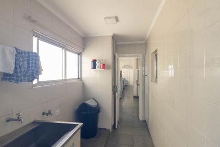 Apartamento à venda com 492m², 4 quartos e 2 vagas Apartamento à venda com 492m², 4 quartos e 2 vagasÁrea de Serviço