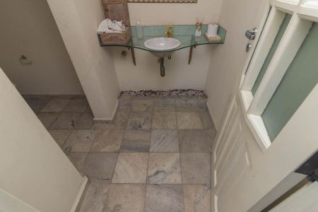 Apartamento à venda com 492m², 4 quartos e 2 vagas Apartamento à venda com 492m², 4 quartos e 2 vagasLavabo