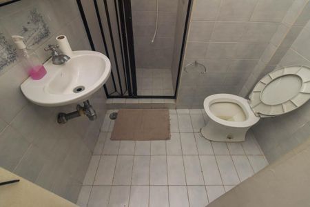 Apartamento à venda com 492m², 4 quartos e 2 vagas Apartamento à venda com 492m², 4 quartos e 2 vagasBanheiro de Serviço