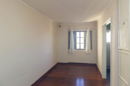 Apartamento à venda com 492m², 4 quartos e 2 vagas Apartamento à venda com 492m², 4 quartos e 2 vagasQuarto 2 - Suíte