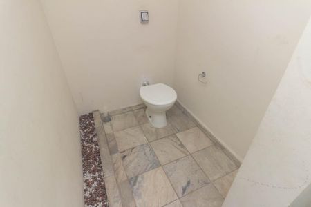 Apartamento à venda com 492m², 4 quartos e 2 vagas Apartamento à venda com 492m², 4 quartos e 2 vagasLavabo