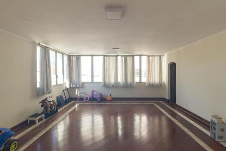Apartamento à venda com 492m², 4 quartos e 2 vagas Apartamento à venda com 492m², 4 quartos e 2 vagasSala de Jantar