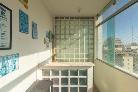 Apartamento à venda com 492m², 4 quartos e 2 vagas Apartamento à venda com 492m², 4 quartos e 2 vagasVaranda