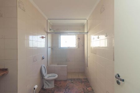 Apartamento à venda com 492m², 4 quartos e 2 vagas Apartamento à venda com 492m², 4 quartos e 2 vagasBanheiro Social