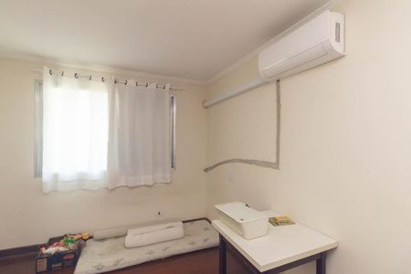 Apartamento à venda com 492m², 4 quartos e 2 vagas Apartamento à venda com 492m², 4 quartos e 2 vagasQuarto 4