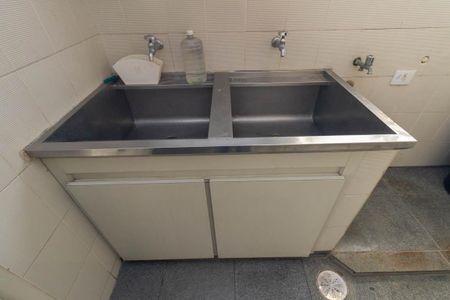 Apartamento à venda com 492m², 4 quartos e 2 vagas Apartamento à venda com 492m², 4 quartos e 2 vagasÁrea de Serviço