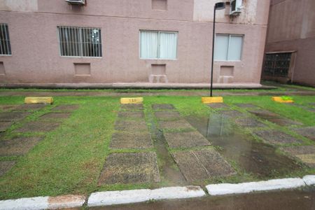 Casa de condomínio à venda com 40m², 2 quartos e 1 vaga Casa de condomínio à venda com 40m², 2 quartos e 1 vagaÁrea comum