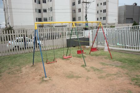 Casa de condomínio à venda com 40m², 2 quartos e 1 vaga Casa de condomínio à venda com 40m², 2 quartos e 1 vagaÁrea comum - Playground