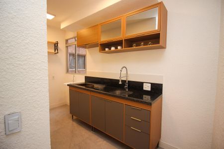 Casa de condomínio à venda com 40m², 2 quartos e 1 vaga Casa de condomínio à venda com 40m², 2 quartos e 1 vagaCozinha e Área de Serviço