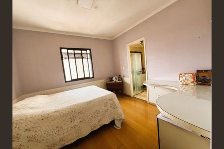 Apartamento à venda com 180m², 4 quartos e 4 vagas Apartamento à venda com 180m², 4 quartos e 4 vagasFoto 17