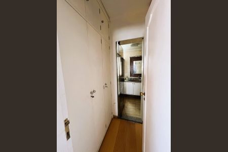 Apartamento à venda com 180m², 4 quartos e 4 vagas Apartamento à venda com 180m², 4 quartos e 4 vagasFoto 11