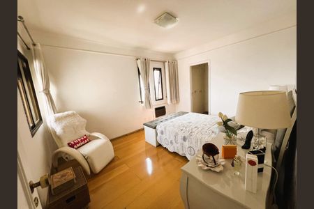 Apartamento à venda com 180m², 4 quartos e 4 vagas Apartamento à venda com 180m², 4 quartos e 4 vagasFoto 13