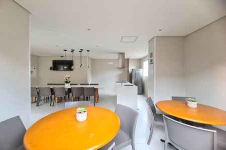 Apartamento para alugar com 45m², 2 quartos e sem vagaÁrea comum - Salão de festas