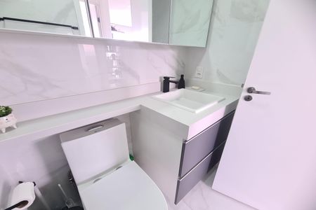 Apartamento para alugar com 45m², 2 quartos e sem vagaBanheiro