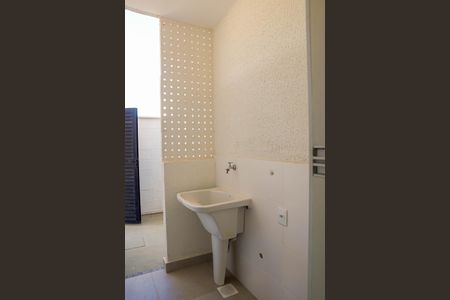 Casa de condomínio para alugar com 181m², 4 quartos e 2 vagasLavanderia