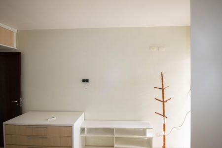 Casa à venda com 140m², 3 quartos e 2 vagasSuíte