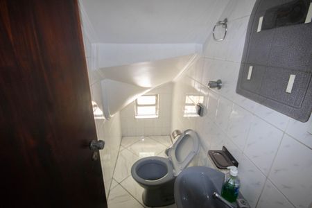 Casa à venda com 140m², 3 quartos e 2 vagasLavabo