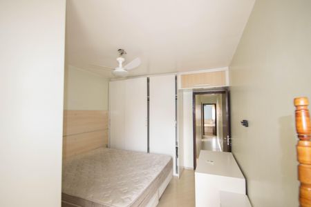 Casa à venda com 140m², 3 quartos e 2 vagasSuíte