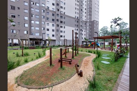 Apartamento para alugar com 36m², 2 quartos e sem vagaÁrea comum - Playground