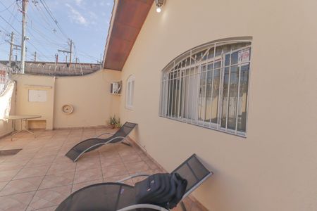 Casa para alugar com 350m², 4 quartos e 8 vagasQuintal