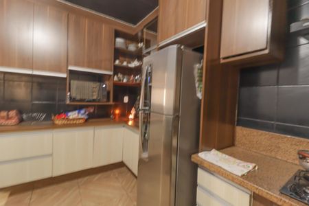 Casa para alugar com 350m², 4 quartos e 8 vagasCozinha e Área de Serviço