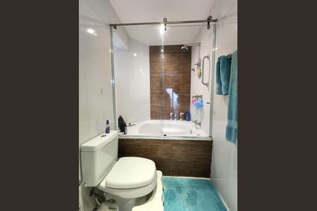 Apartamento à venda com 161m², 3 quartos e 2 vagasBanheiro da Suíte 1