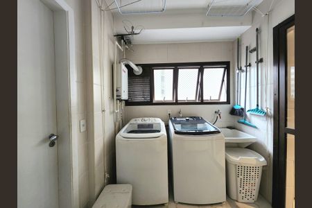 Apartamento à venda com 161m², 3 quartos e 2 vagasÁrea de Serviço